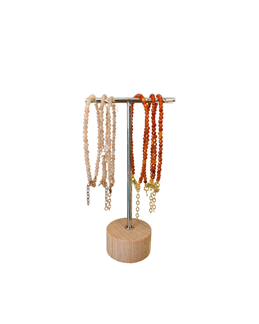 Delicate amber bracelet with semi-precious golden stones and a gold-plated stainless steel clasp.