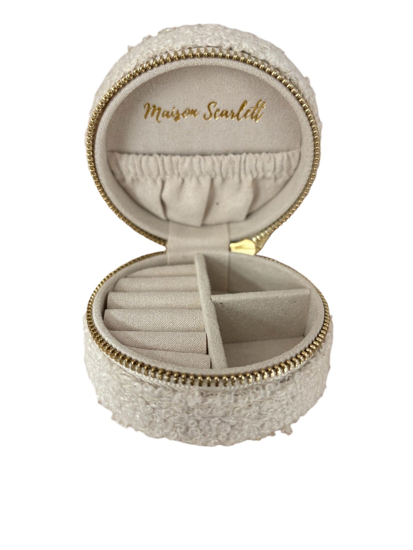 travel-ready, this mini jewelry case in ivory Teddy fabric