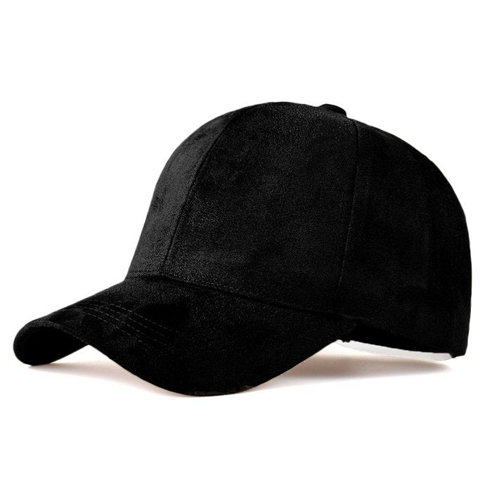 Suede-look cap with adjustable back strap from the Eindbaas Basic Legends Collection, featuring a minimalist design.